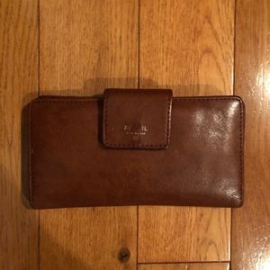 Fossil wallet